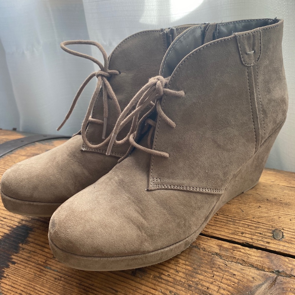 Women’s Bootie Wedges